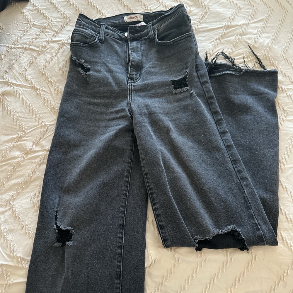 Vibrant Black Distressed Women Jeans